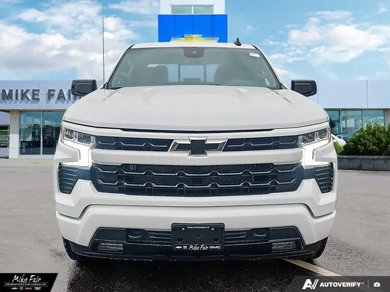 Chevrolet Silverado 1500 снимка Chevrolet Silverado 1500
