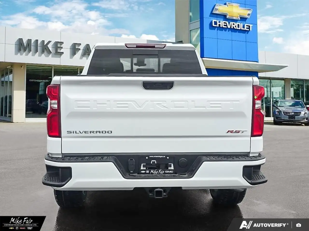 Chevrolet Silverado 1500 снимка Chevrolet Silverado 1500