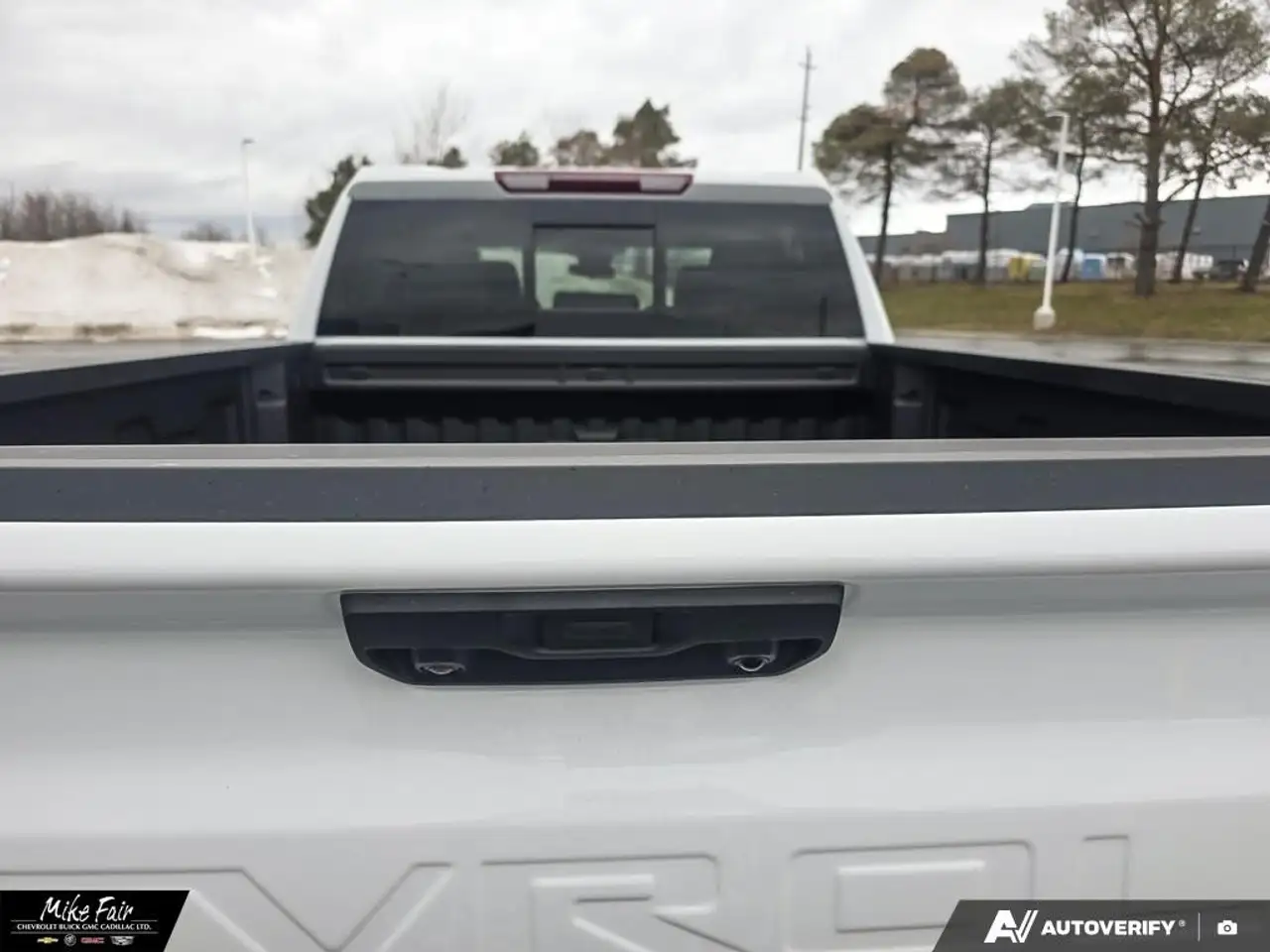 Chevrolet Silverado 1500 снимка Chevrolet Silverado 1500