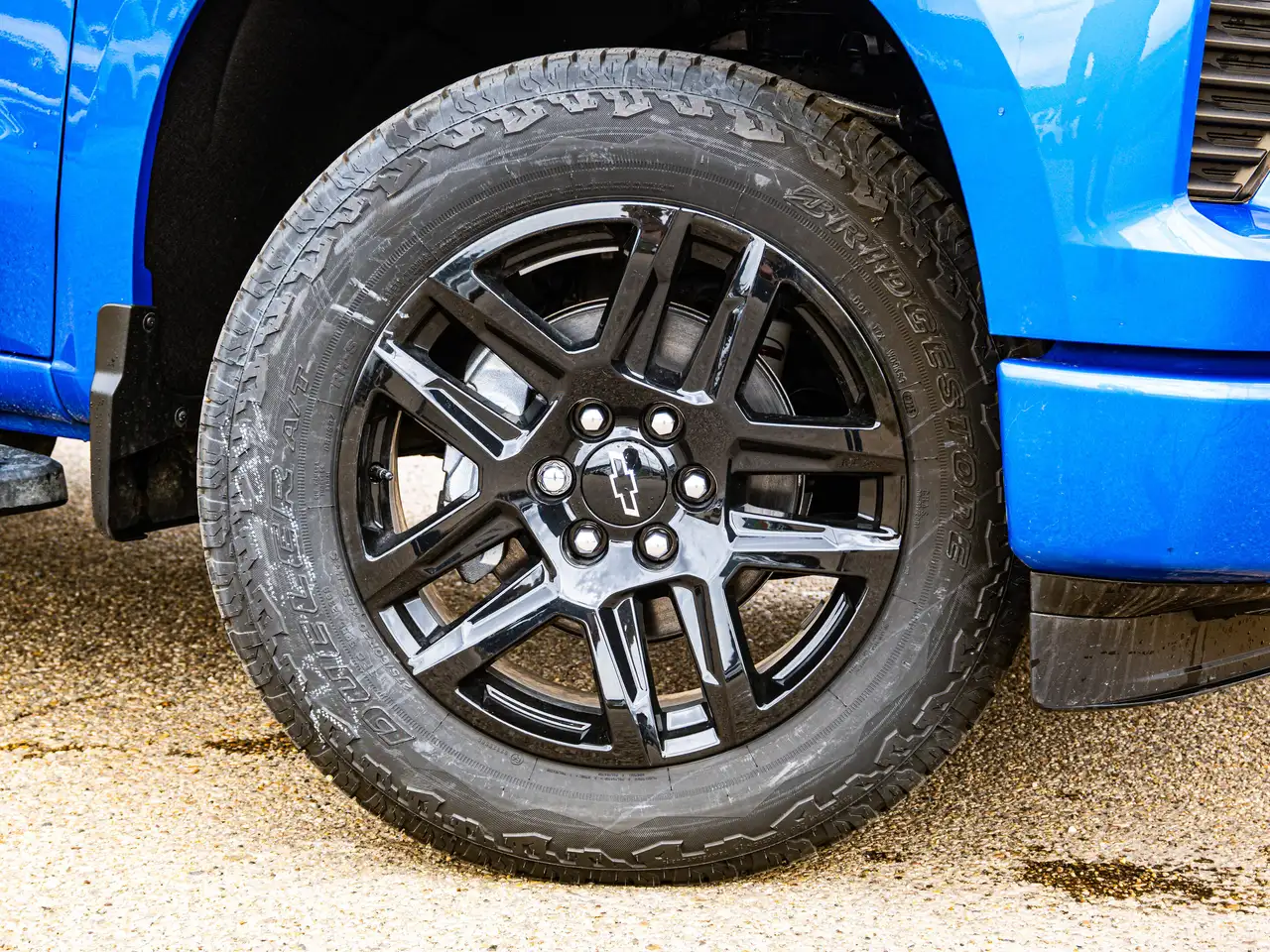 Chevrolet Silverado 1500 снимка Chevrolet Silverado 1500