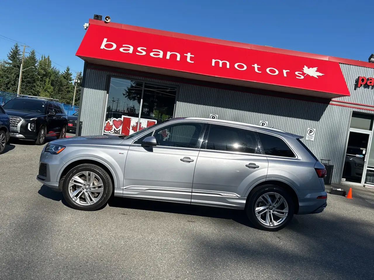 Audi Q7 photo Audi Q7