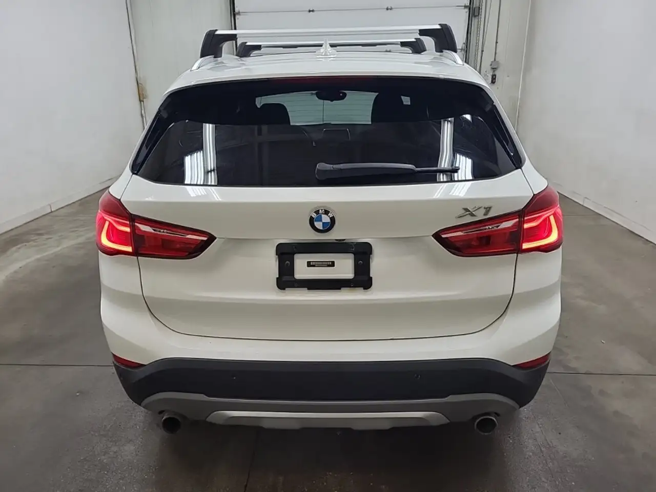 BMW X1 снимка BMW X1