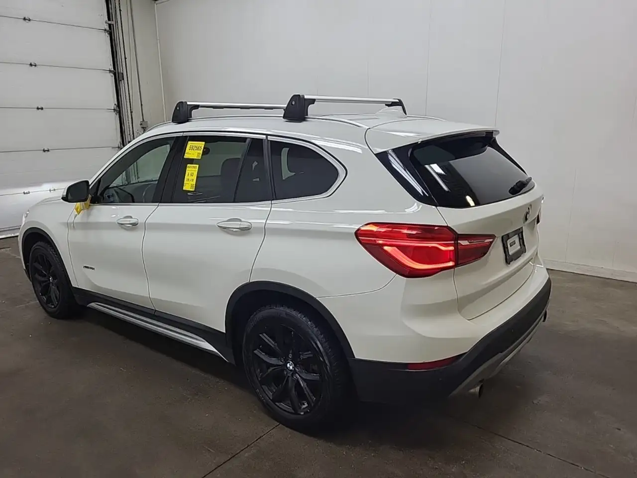 BMW X1 снимка BMW X1