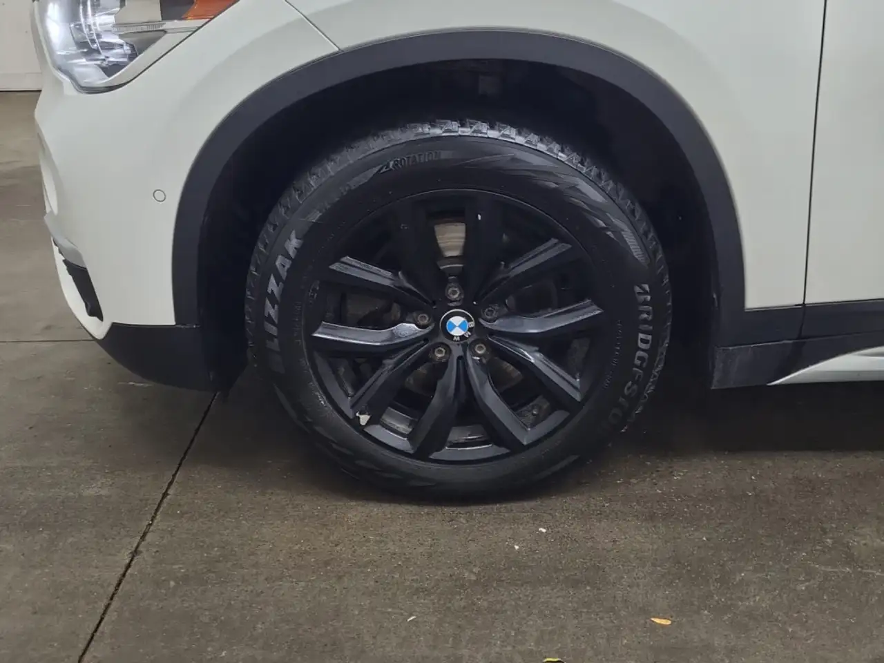 BMW X1 снимка BMW X1