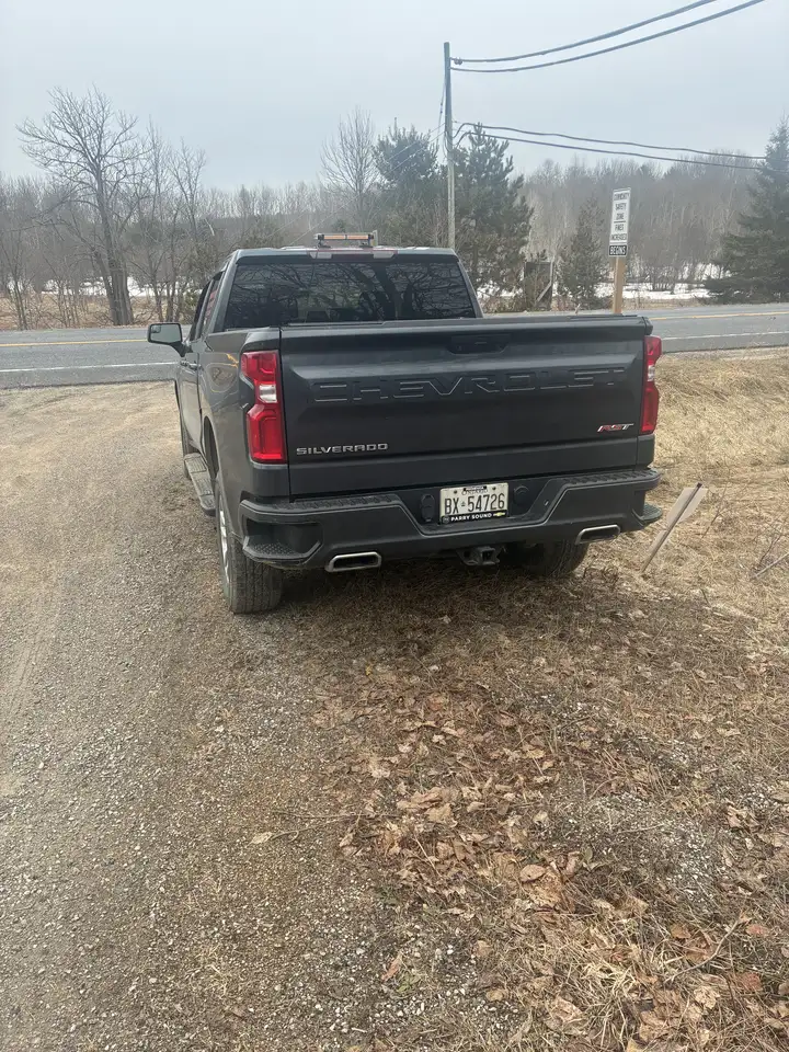 Chevrolet Silverado 1500 снимка Chevrolet Silverado 1500