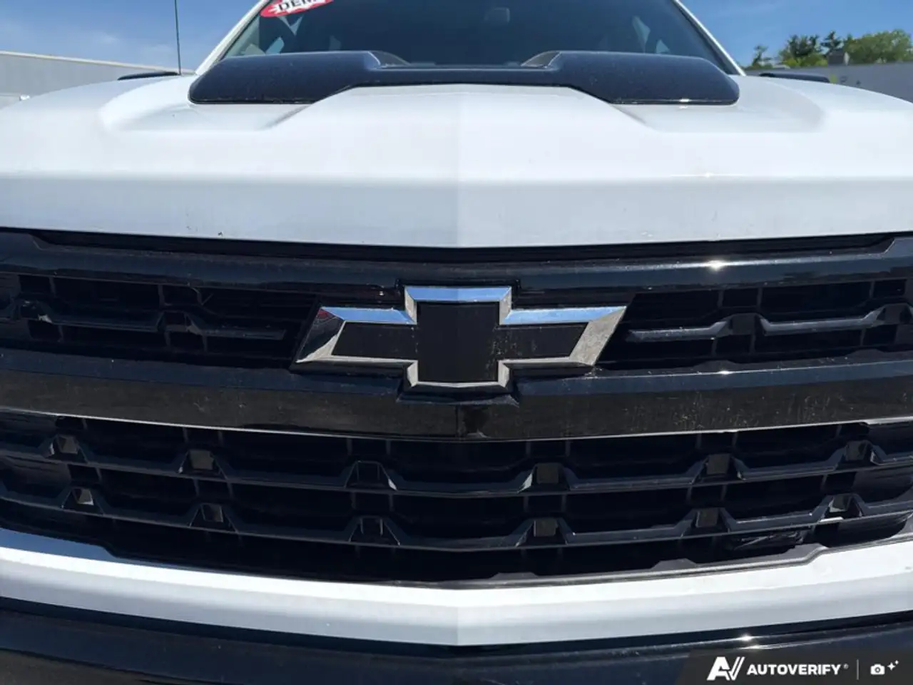 Chevrolet Silverado 1500 снимка Chevrolet Silverado 1500