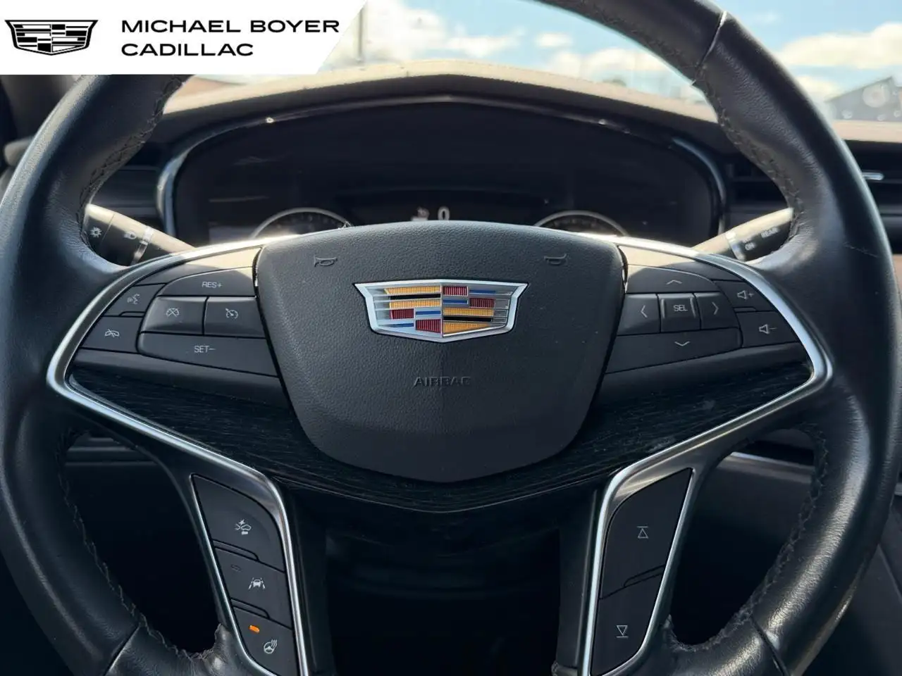 Cadillac XT5 снимка Cadillac XT5