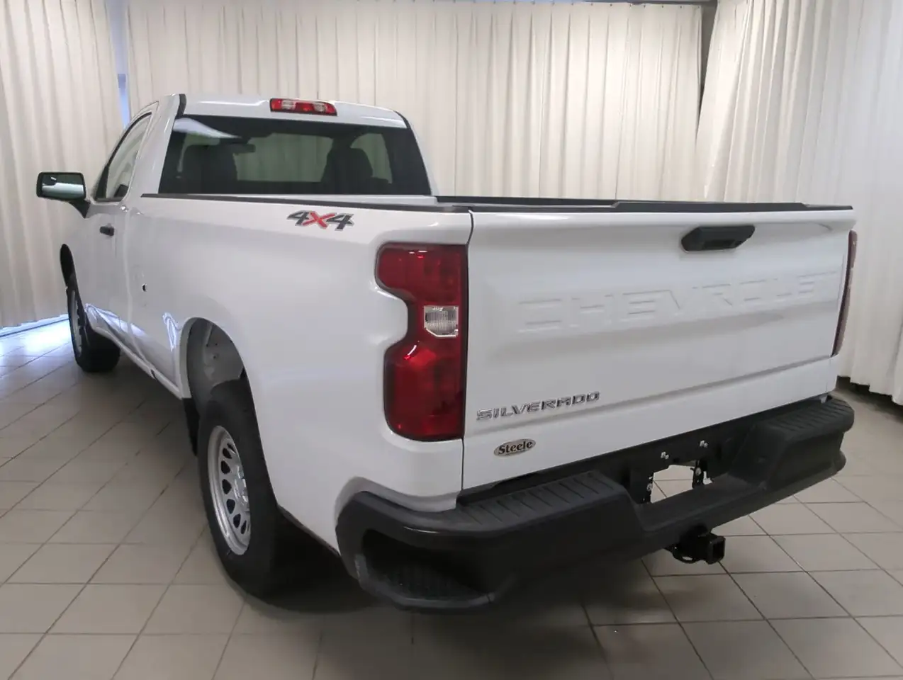 Chevrolet Silverado 1500 снимка Chevrolet Silverado 1500