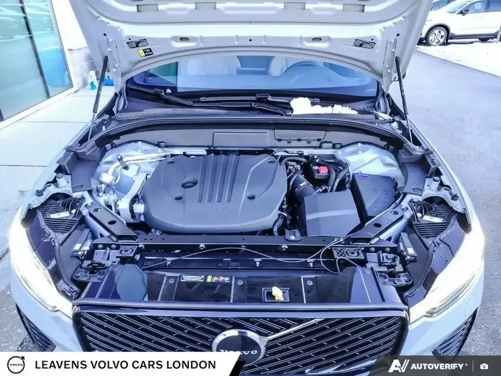 Volvo XC60 снимка Volvo XC60