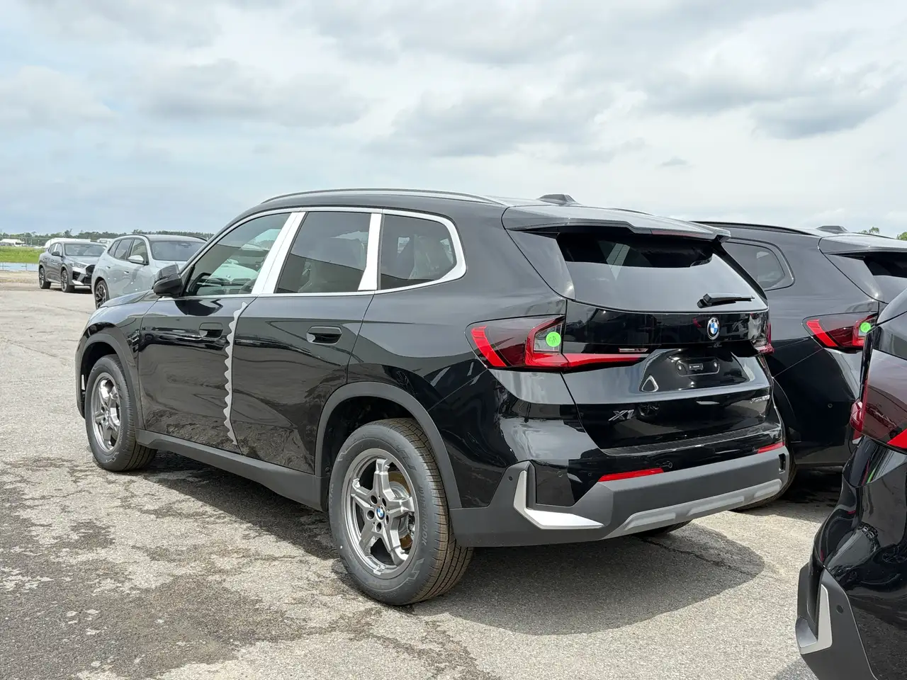 BMW X1 photo BMW X1