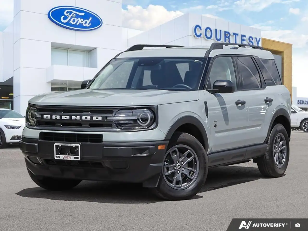 Ford Bronco Sport photo Ford Bronco Sport