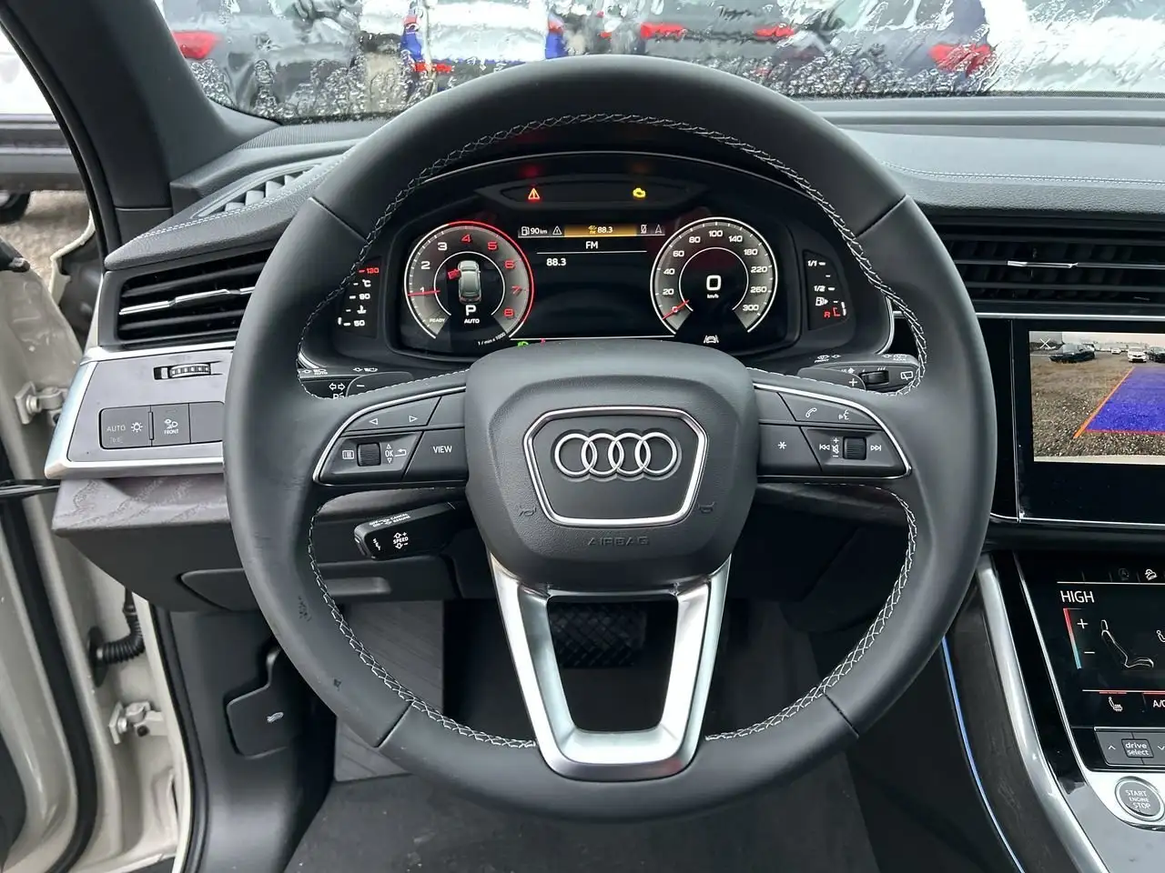 Audi Q7 снимка Audi Q7