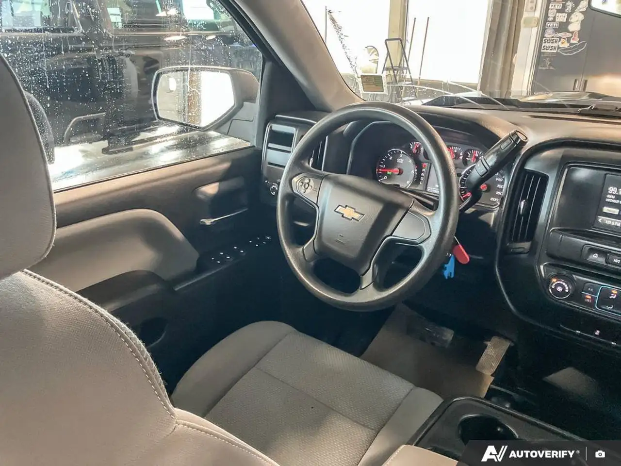 Chevrolet Silverado 1500 снимка Chevrolet Silverado 1500