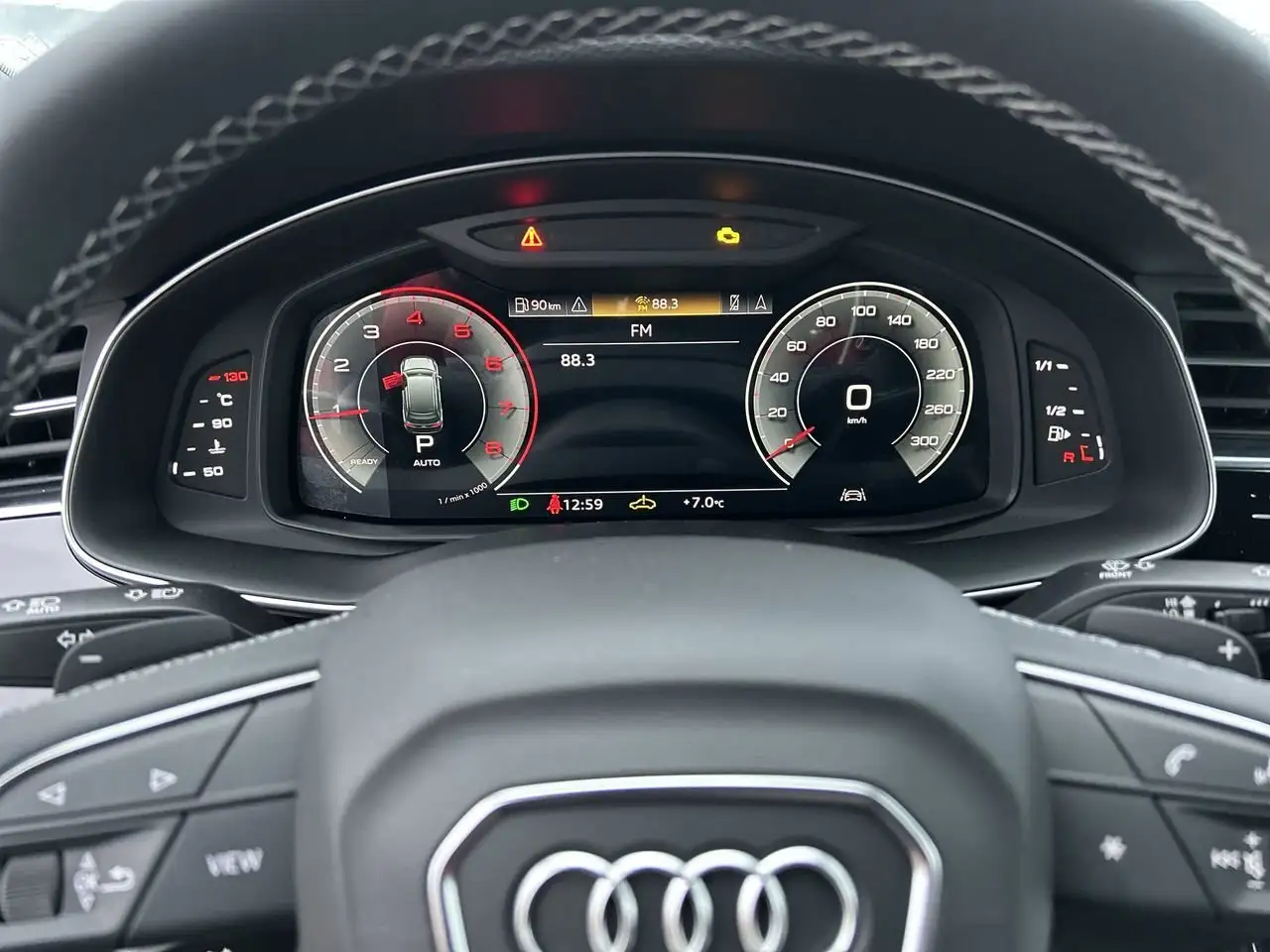 Audi Q7 снимка Audi Q7
