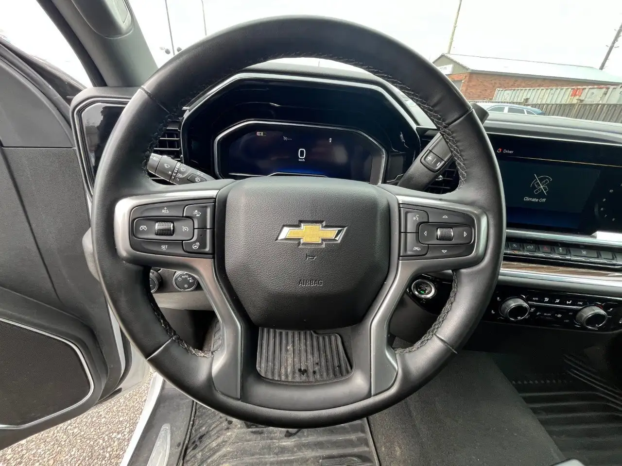 Chevrolet Silverado 1500 photo Chevrolet Silverado 1500