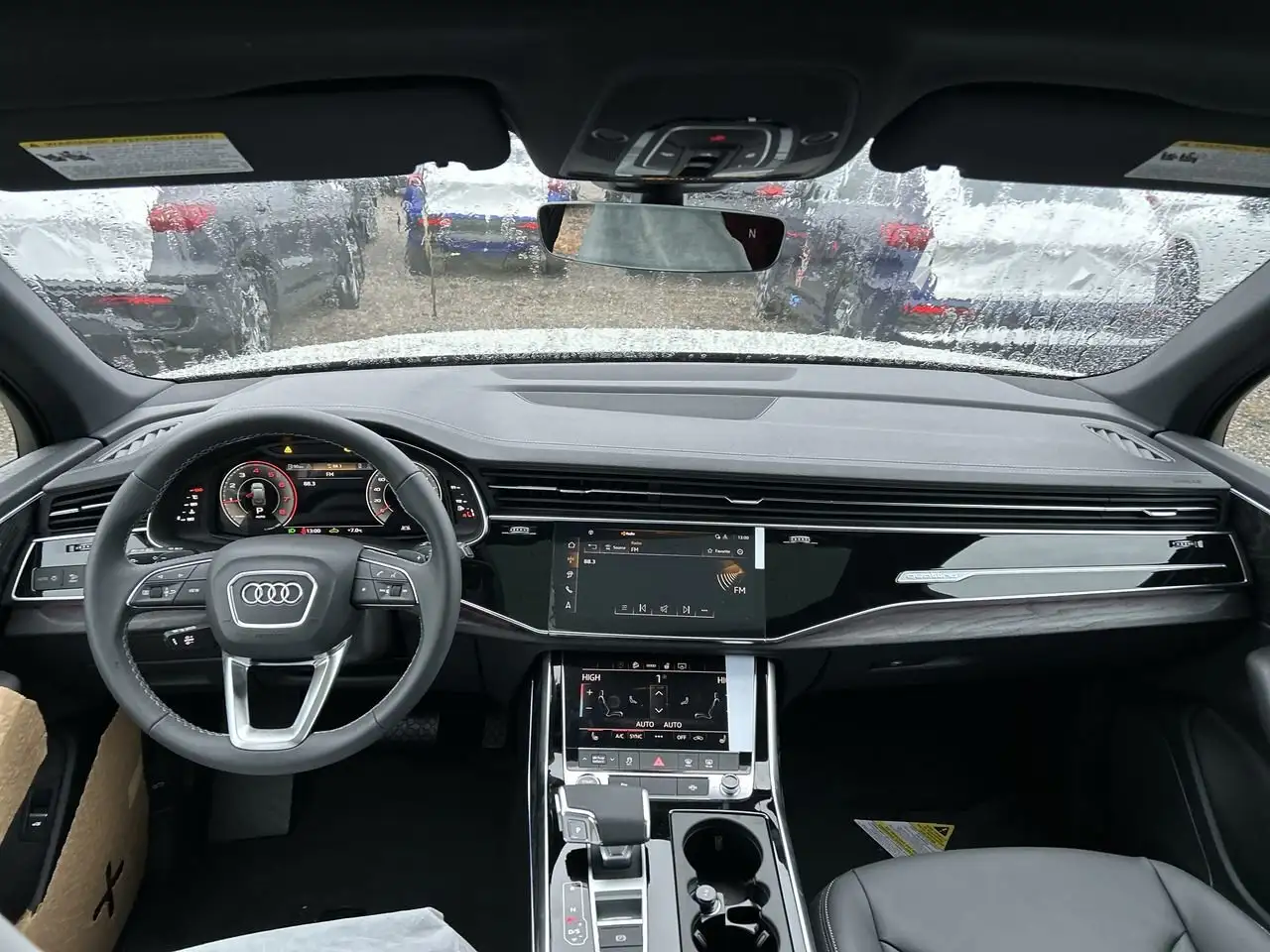 Audi Q7 снимка Audi Q7