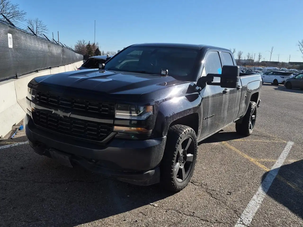 Chevrolet Silverado 1500 снимка Chevrolet Silverado 1500