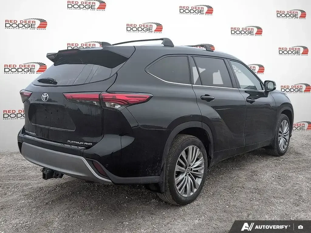 Toyota Highlander снимка Toyota Highlander