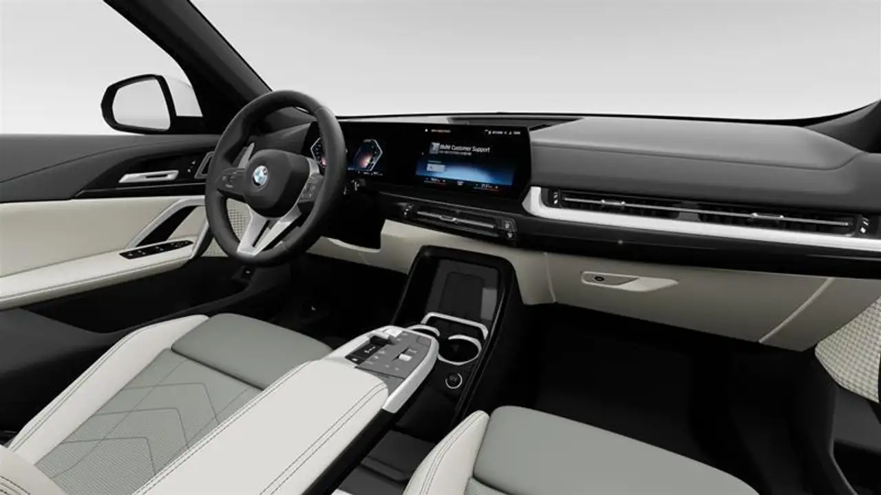 BMW X1 снимка BMW X1
