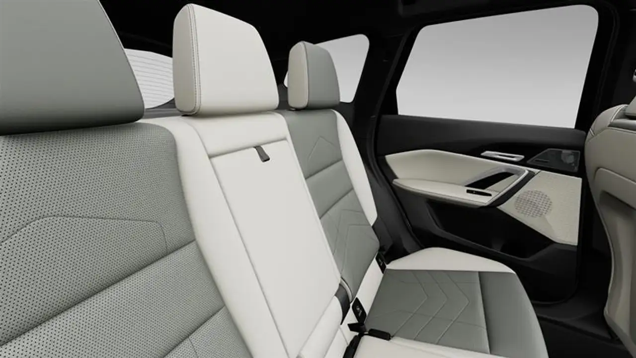 BMW X1 снимка BMW X1
