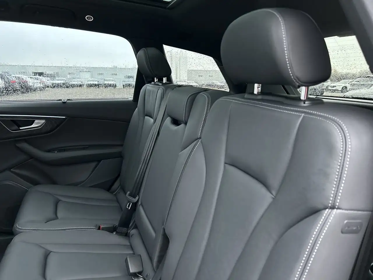 Audi Q7 снимка Audi Q7
