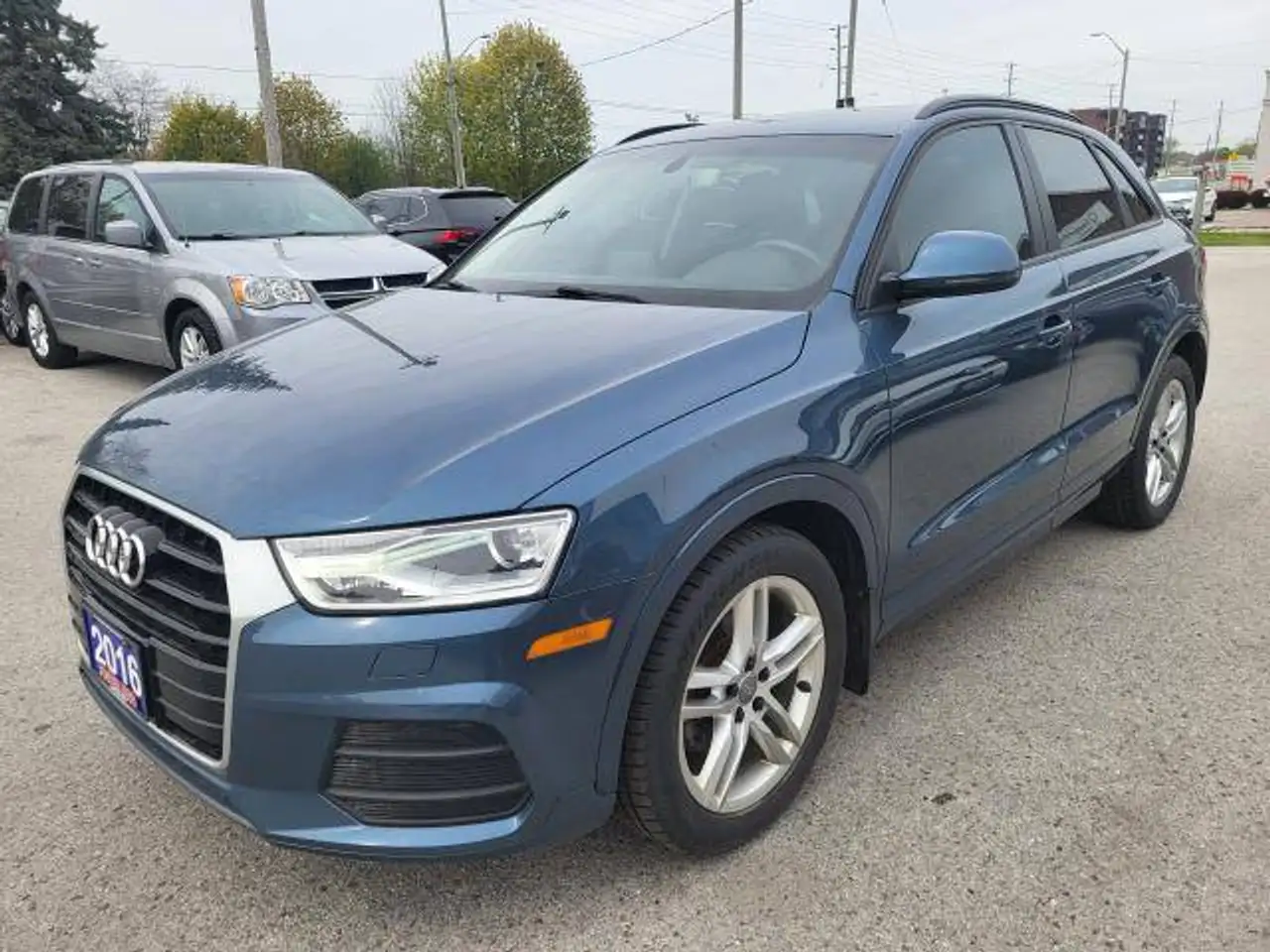 Audi Q3 fotografie Audi Q3