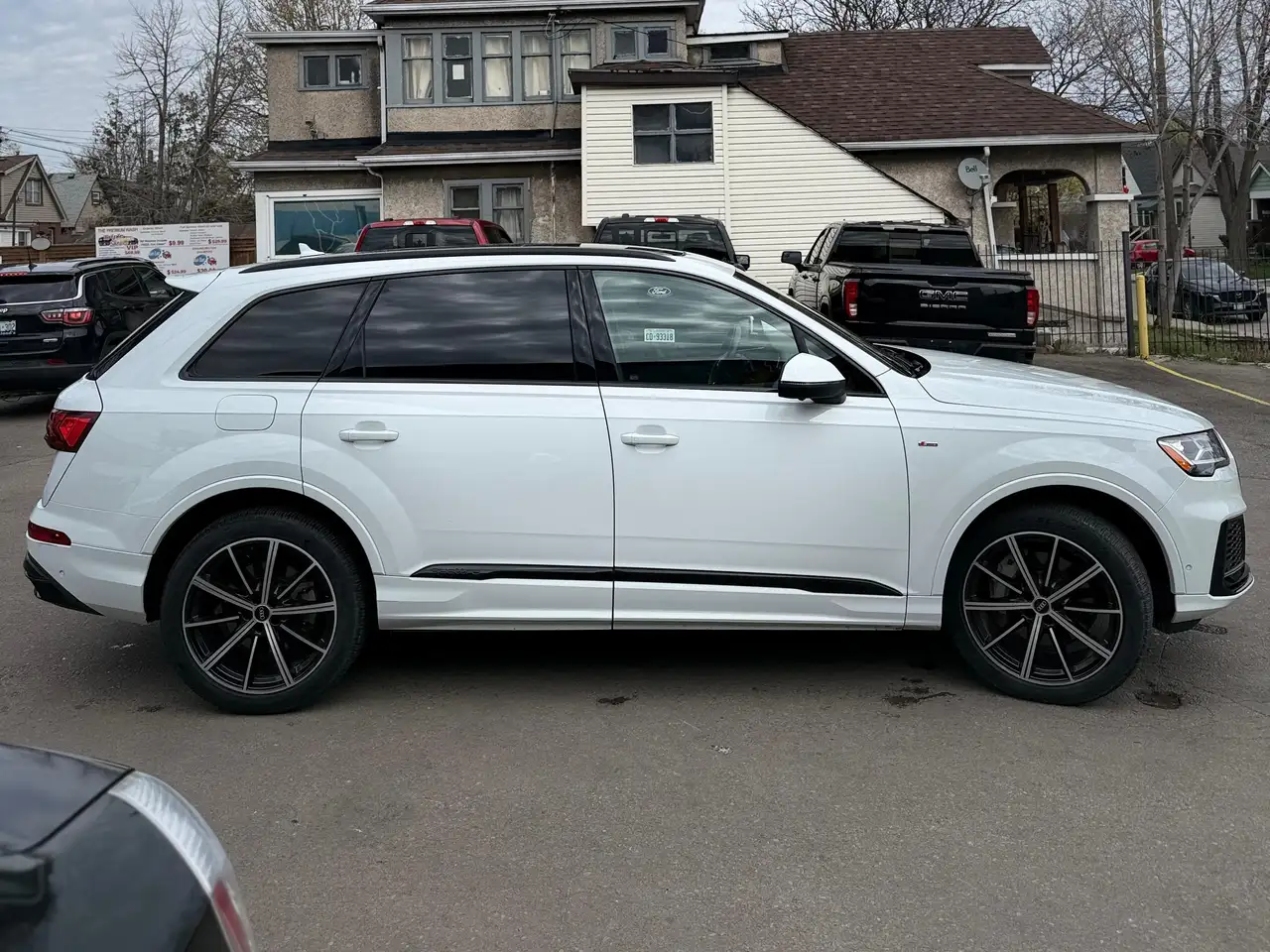 Audi Q7 снимка Audi Q7