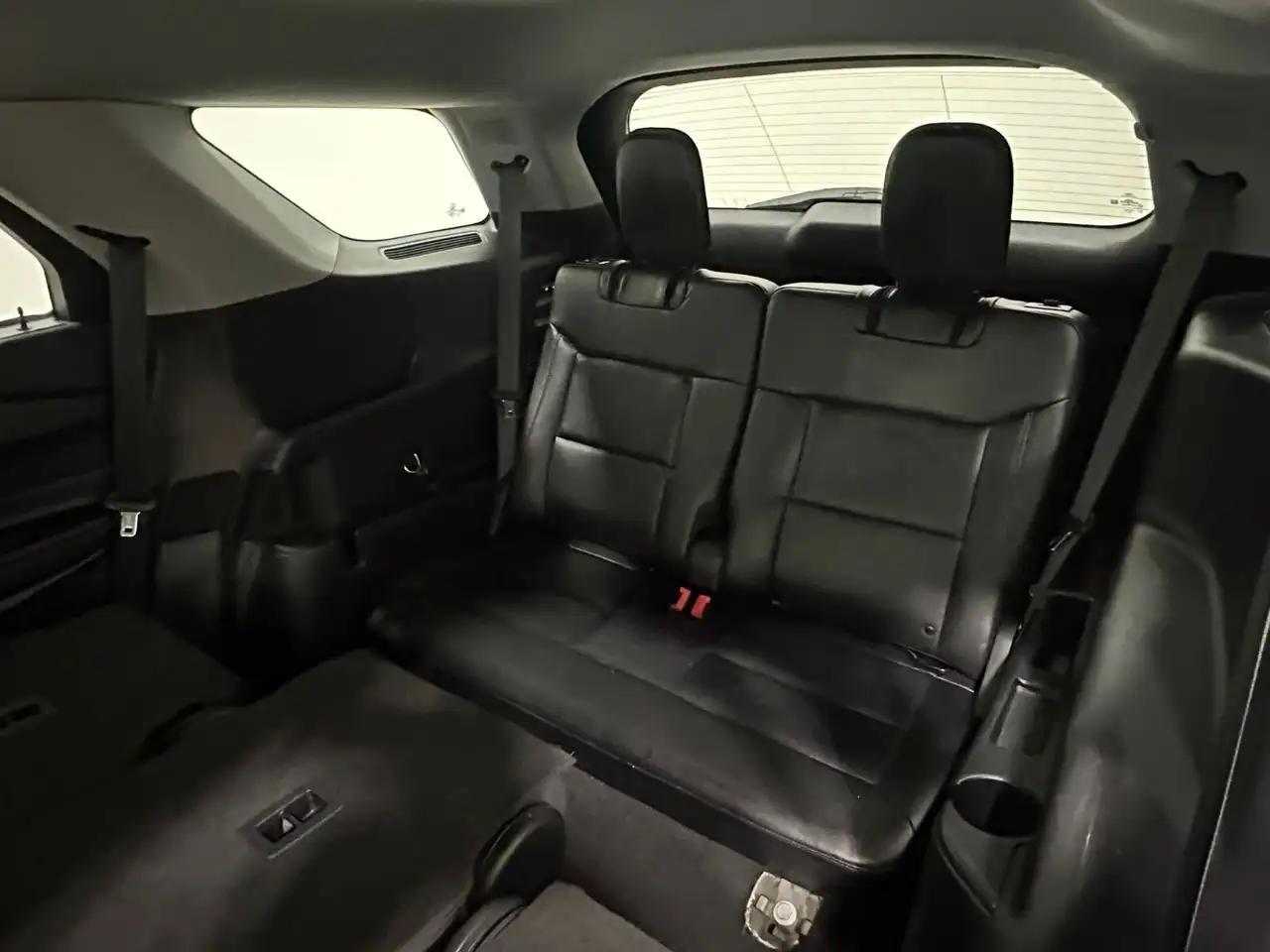 Ford Explorer photo Ford Explorer