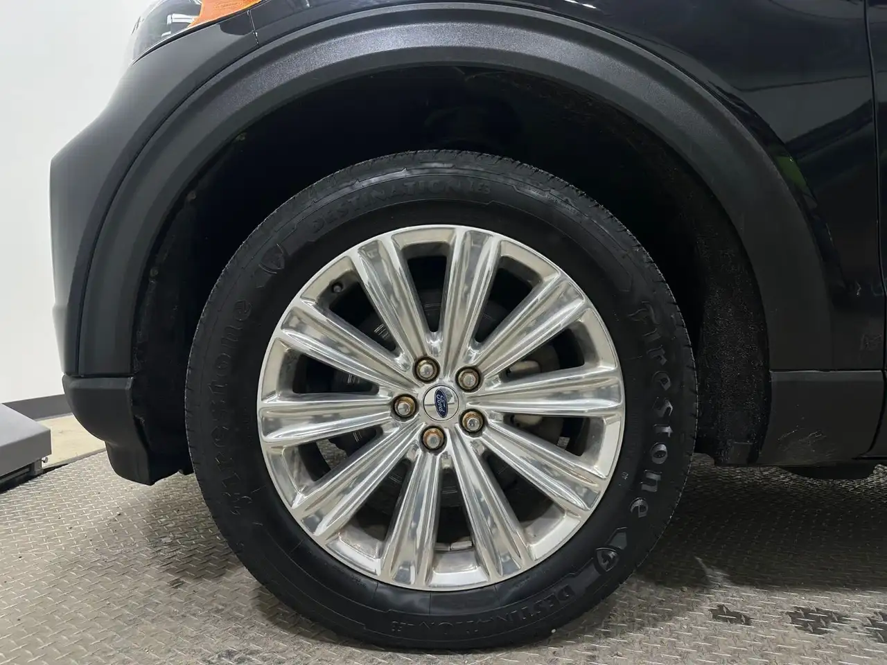 Ford Explorer photo Ford Explorer