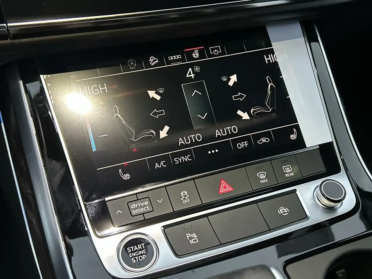Audi Q7 снимка Audi Q7