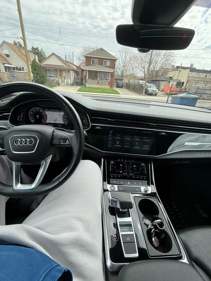 Audi Q7 снимка Audi Q7