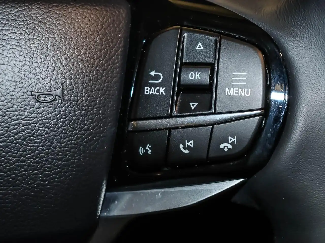 Ford Explorer photo Ford Explorer