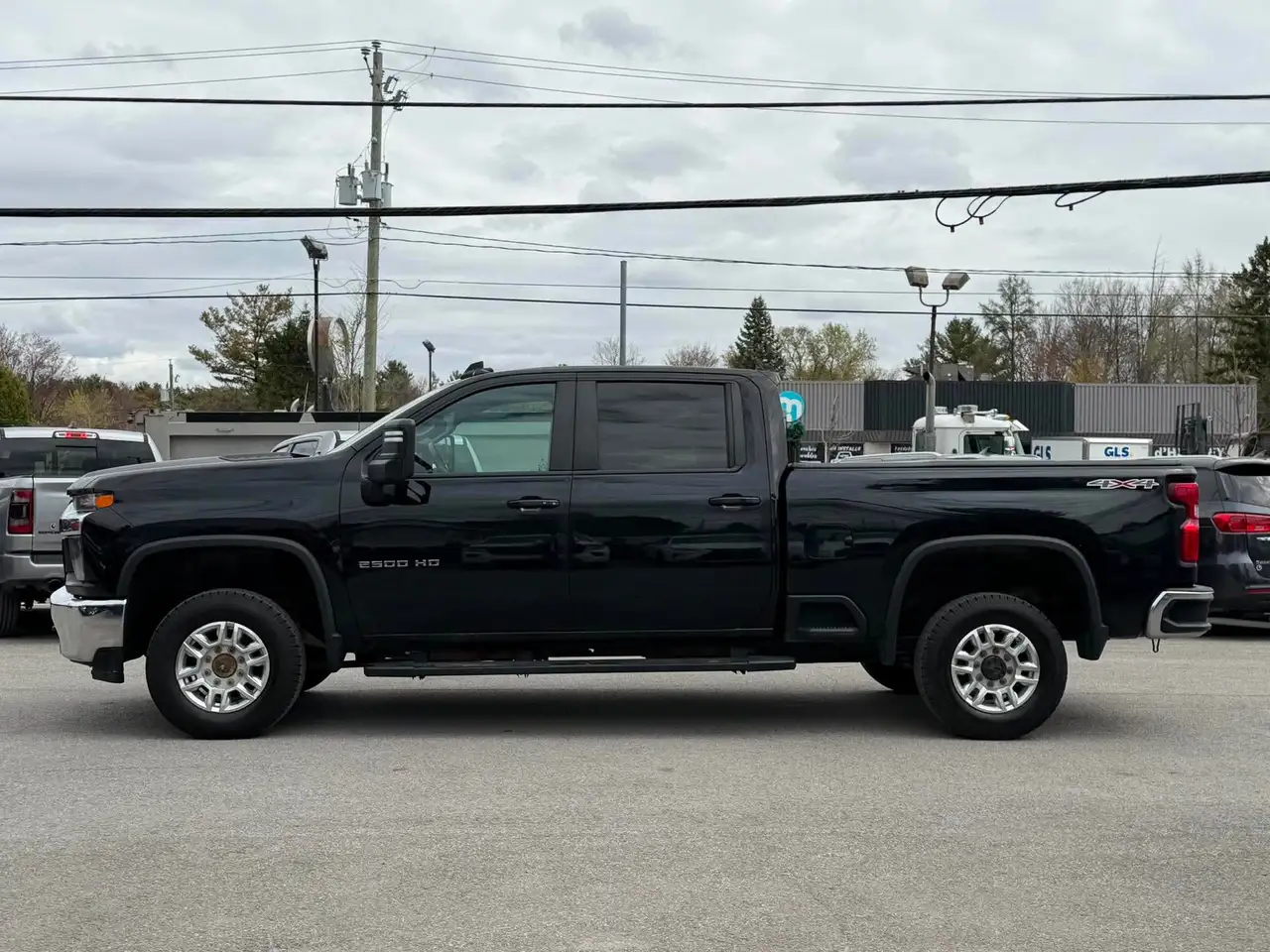 Chevrolet Silverado 2500 снимка Chevrolet Silverado 2500