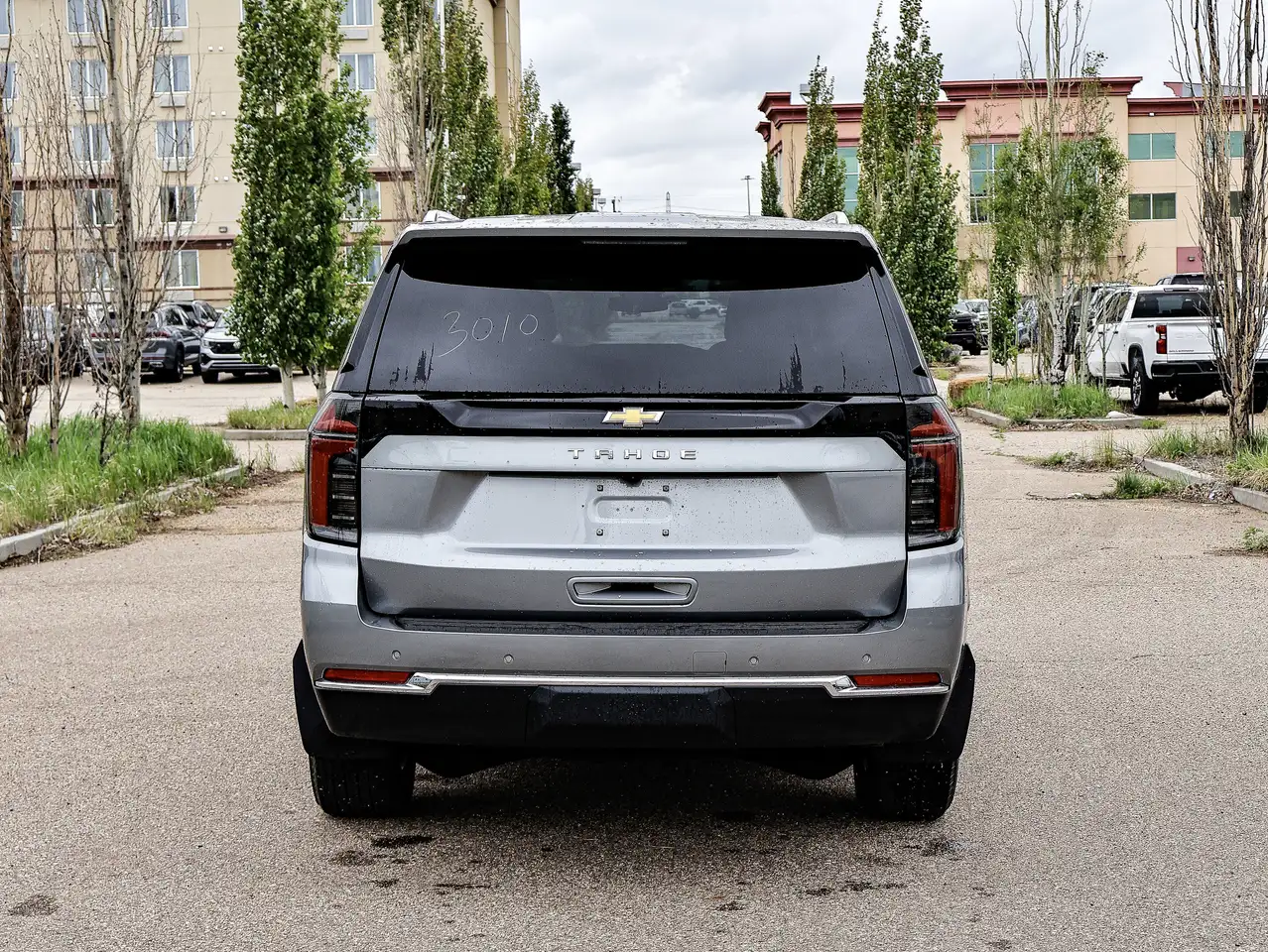 Chevrolet Tahoe снимка Chevrolet Tahoe