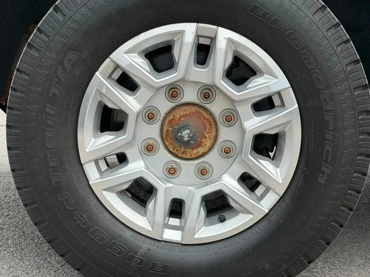 Chevrolet Silverado 2500 снимка Chevrolet Silverado 2500