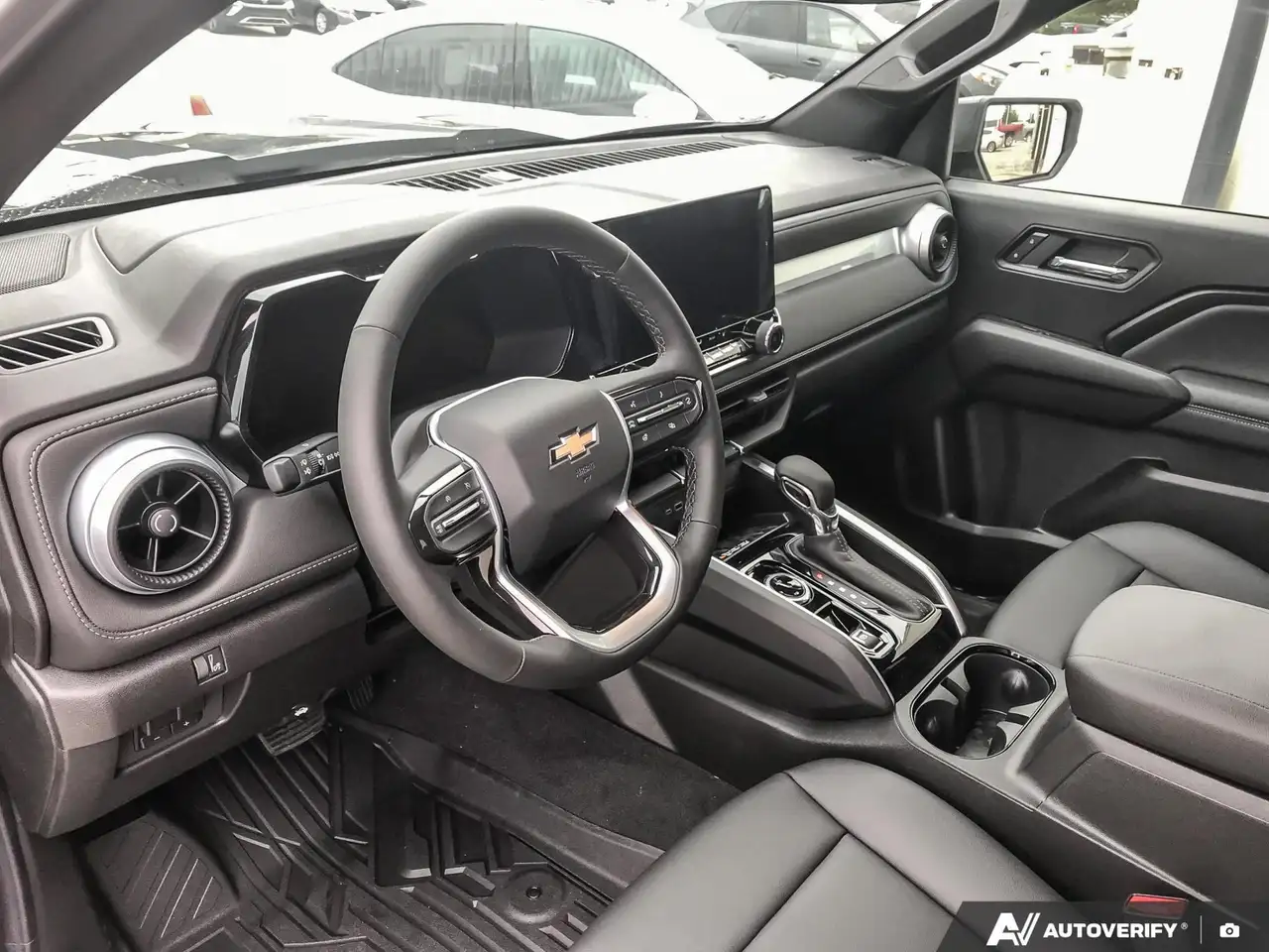Chevrolet Colorado снимка Chevrolet Colorado