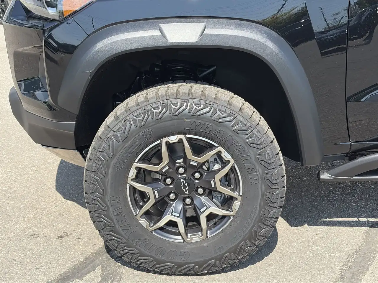 Chevrolet Colorado снимка Chevrolet Colorado