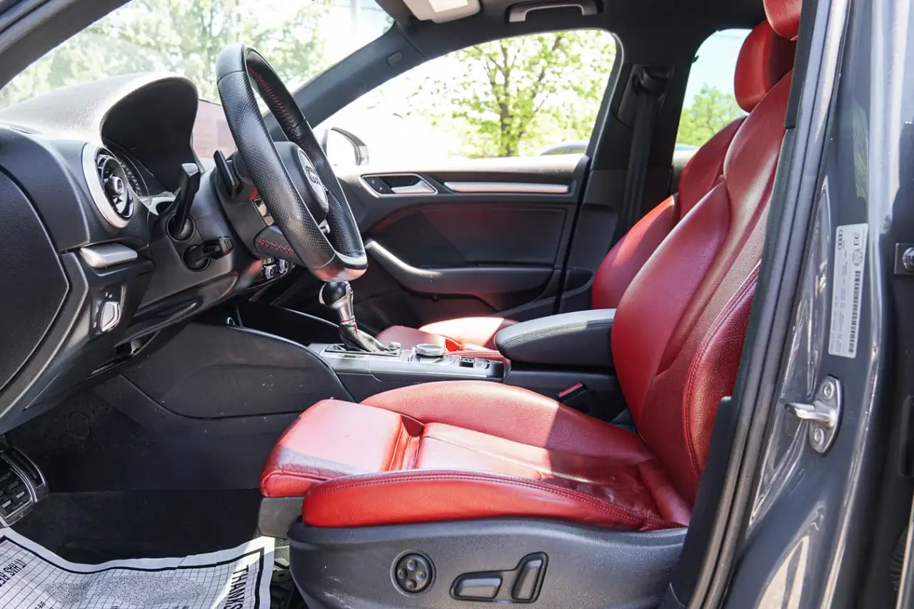 Audi S3 снимка Audi S3