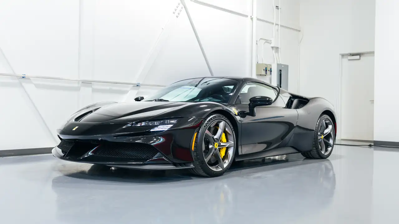Ferrari SF90 Spider снимка Ferrari SF90 Spider