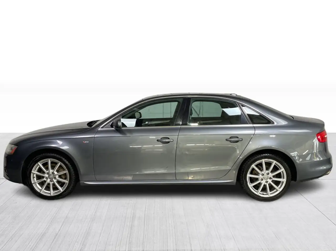 Audi A4 снимка Audi A4