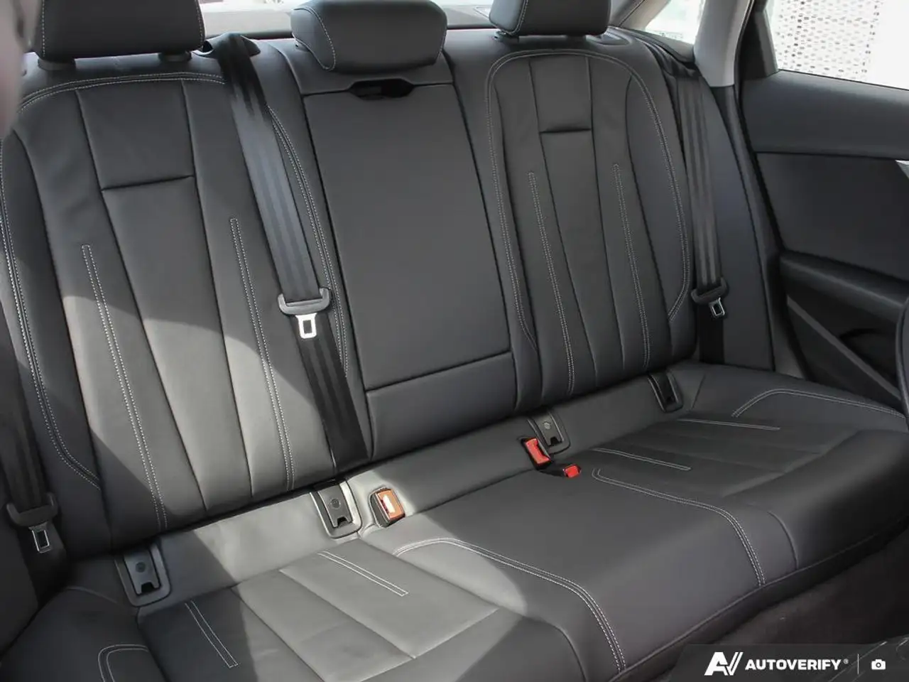 Audi A4 photo Audi A4