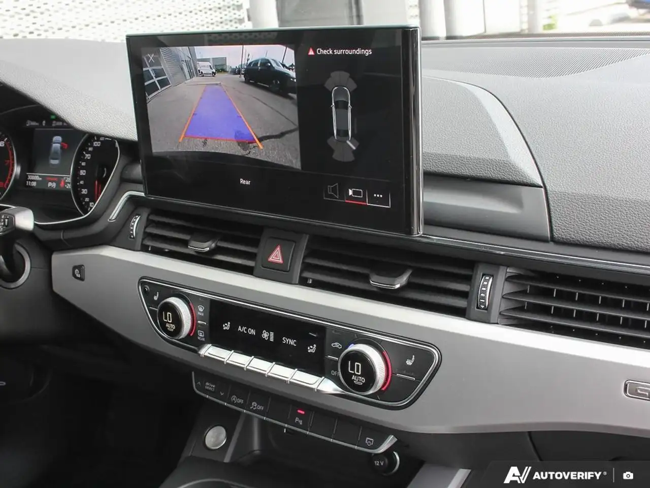 Audi A4 photo Audi A4