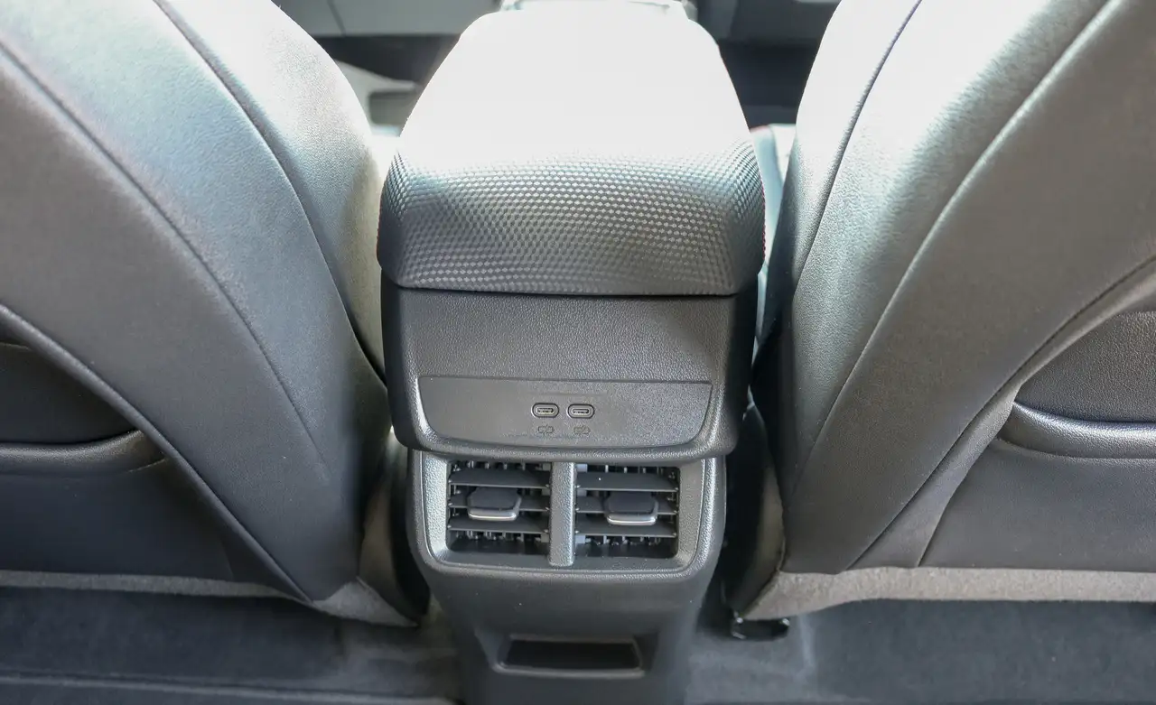 Chevrolet Equinox снимка Chevrolet Equinox