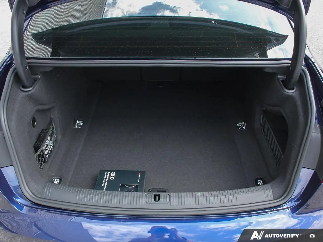 Audi A4 photo Audi A4