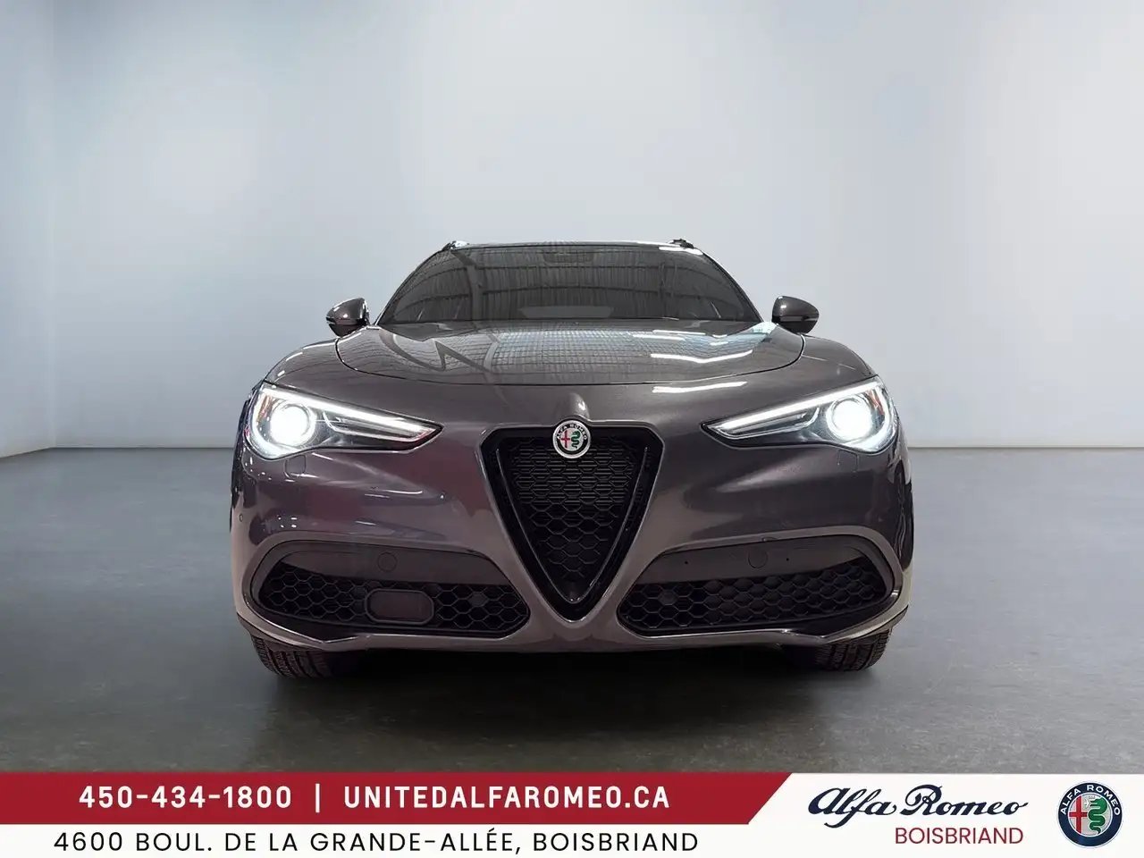 Alfa Romeo Stelvio снимка Alfa Romeo Stelvio