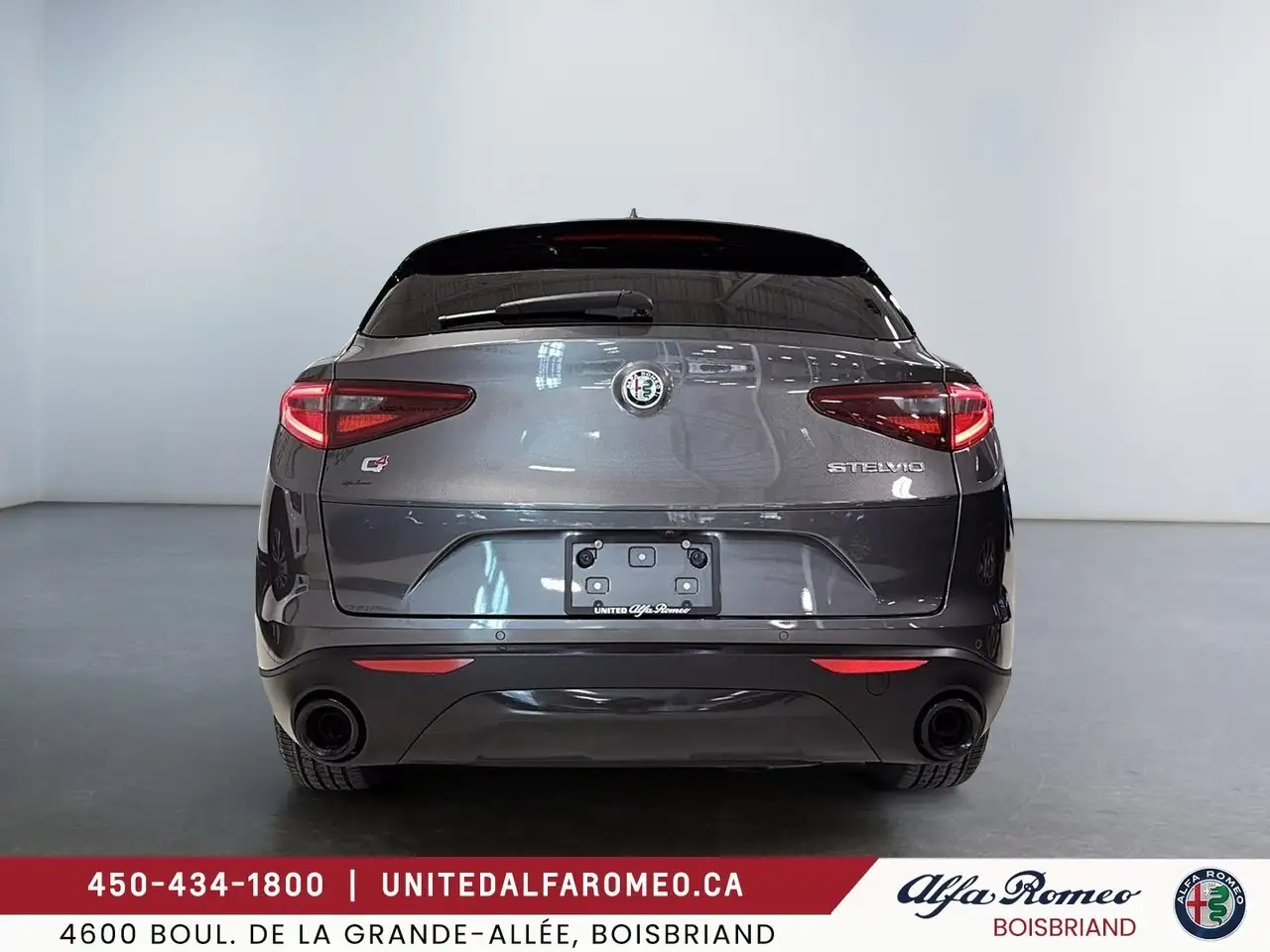 Alfa Romeo Stelvio снимка Alfa Romeo Stelvio