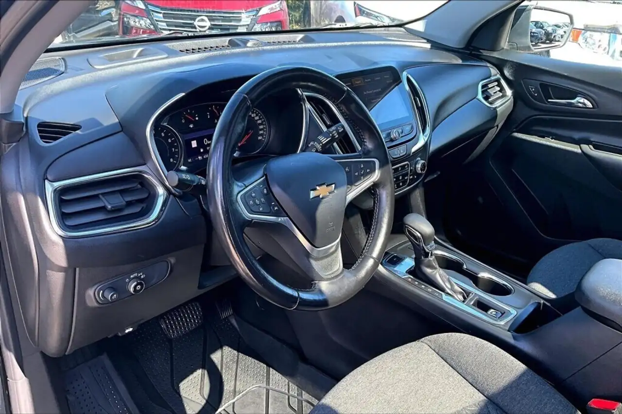 Chevrolet Equinox photo Chevrolet Equinox