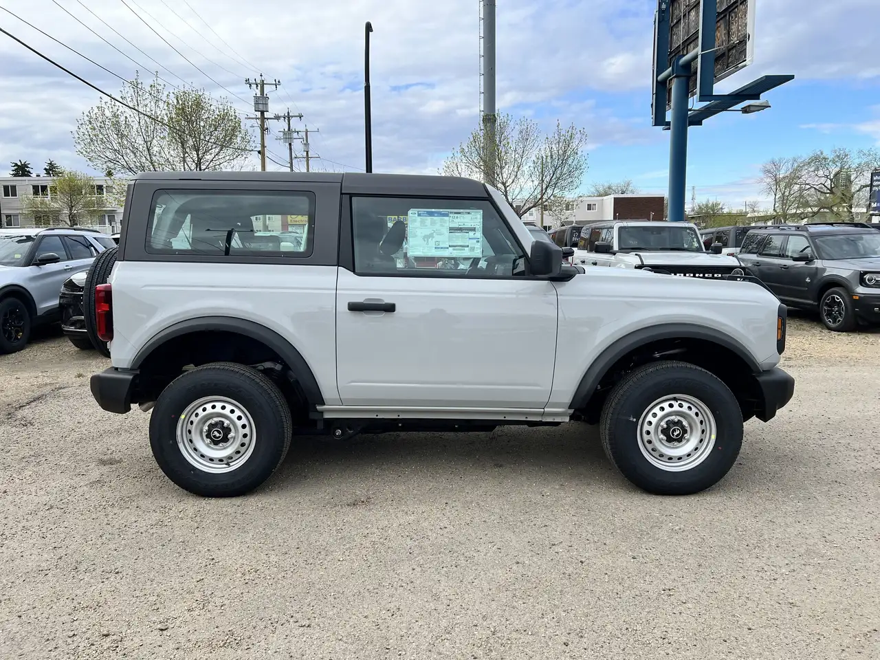 Ford Bronco снимка Ford Bronco