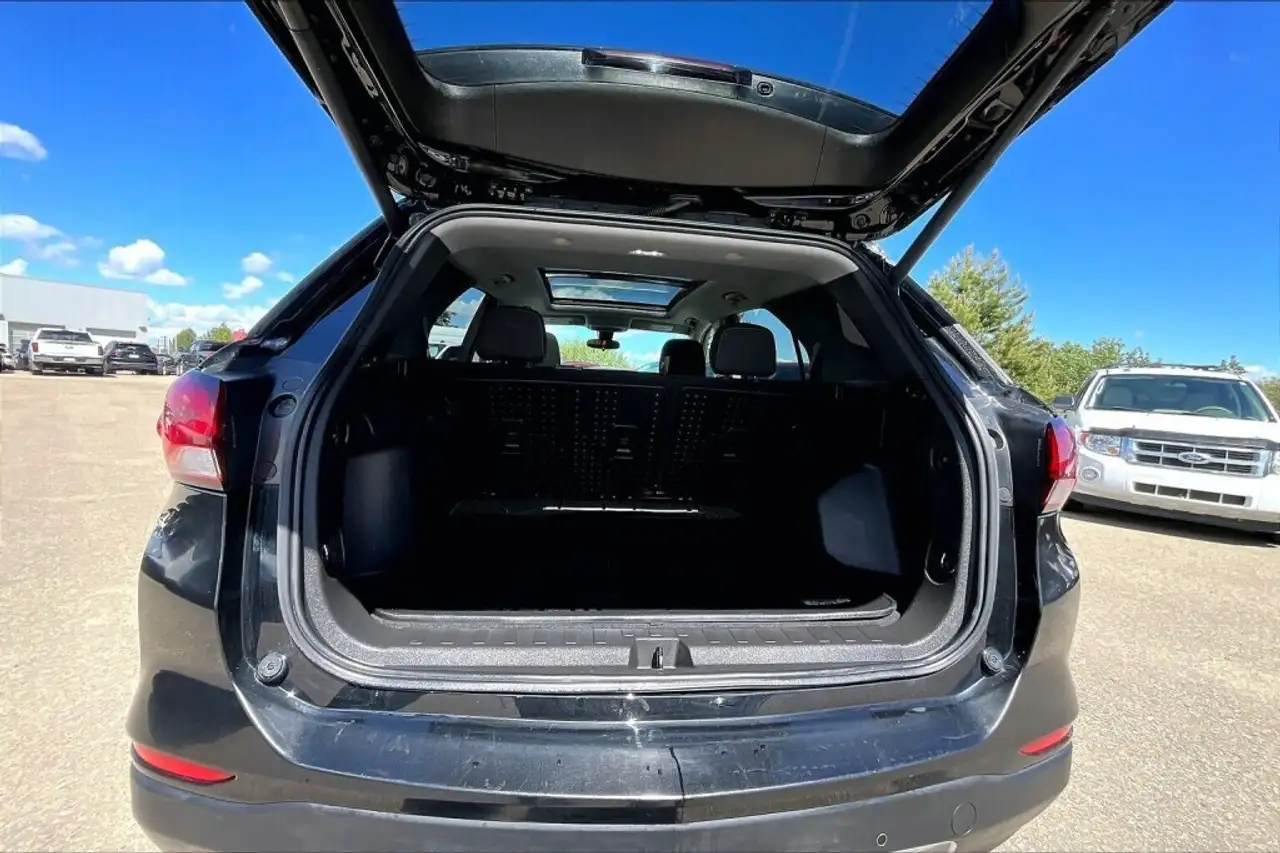 Chevrolet Equinox photo Chevrolet Equinox