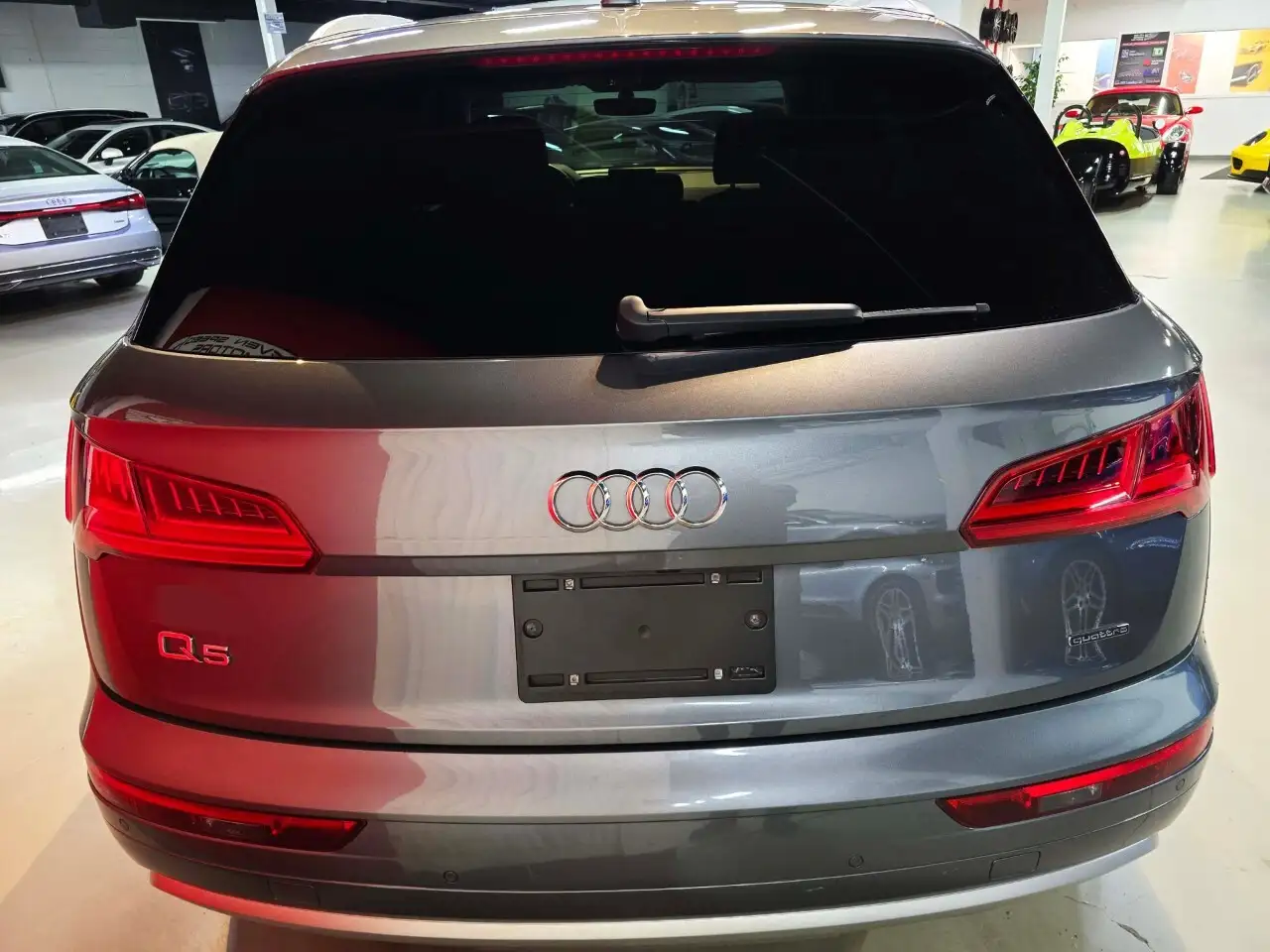 Audi Q5 снимка Audi Q5